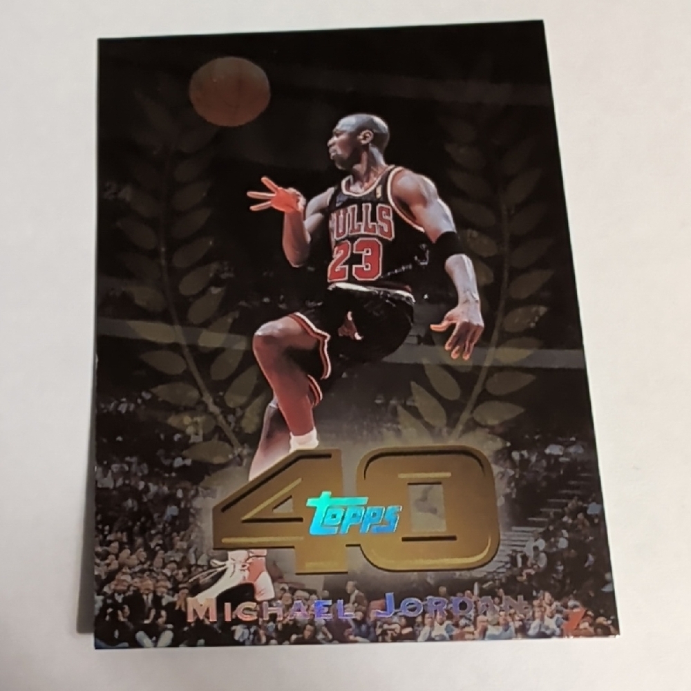 Topps 40th Anniversary Basketball Card with Gold and Black